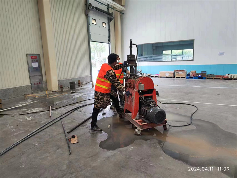 贺州厂房地面下沉塌陷注浆加固施工